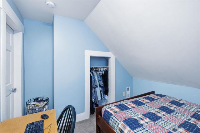 29 Central Street, Derry, NH 03038