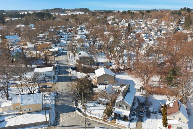 29 Central Street, Derry, NH 03038