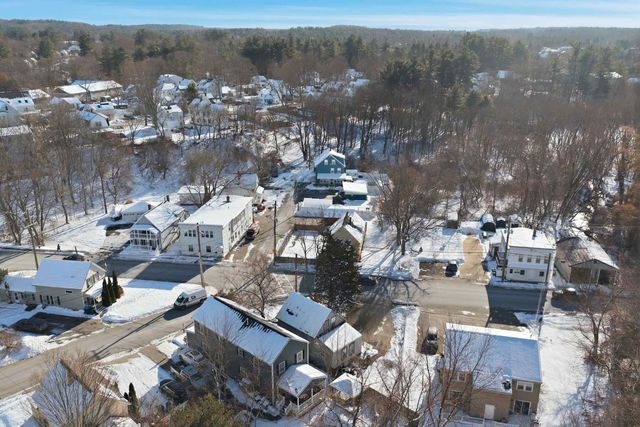 29 Central Street, Derry, NH 03038