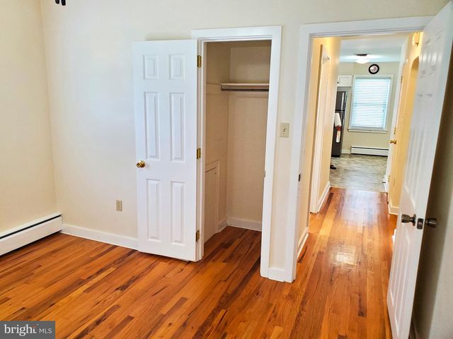 216 W CHESTNUT ST, Cleona, PA 17042