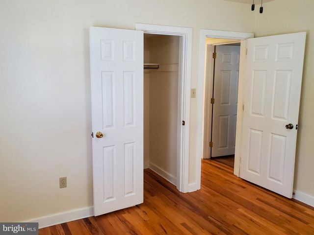 216 W CHESTNUT ST, Cleona, PA 17042
