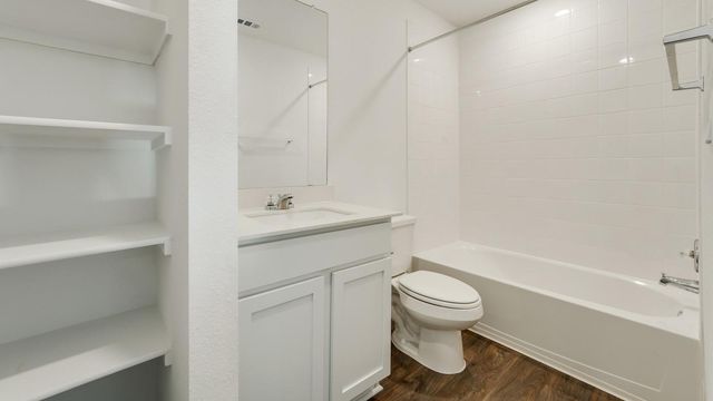 12110 Pike BND, Mustang Ridge, TX 78610