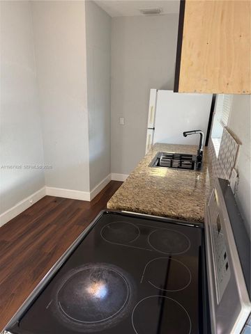 217 E 48th St 2, Hialeah, FL 33013