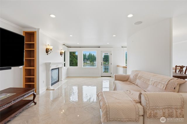 3821 Shelby Road, Lynnwood, WA 98087