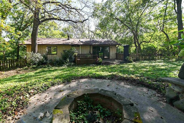 2897 Glacier Valley Road, Fitchburg, WI 53711