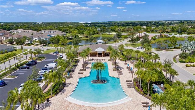 5057 SKYVIEW LANE, Bradenton, FL 34211