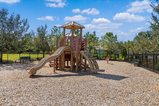 5057 SKYVIEW LANE, Bradenton, FL 34211