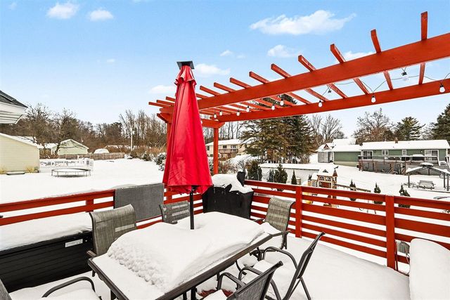 10881 Hoffman Road, Three Rivers, MI 49093