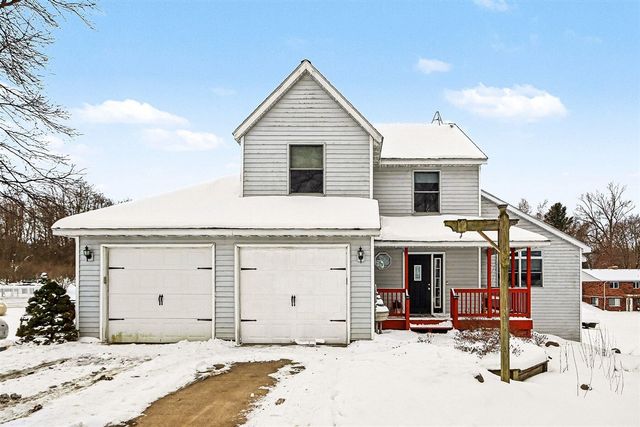 10881 Hoffman Road, Three Rivers, MI 49093