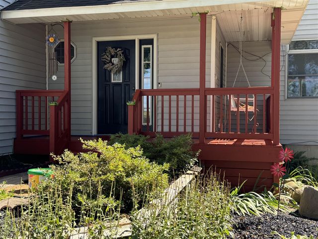 10881 Hoffman Road, Three Rivers, MI 49093