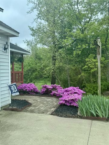 10881 Hoffman Road, Three Rivers, MI 49093