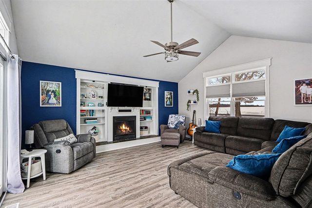 10881 Hoffman Road, Three Rivers, MI 49093