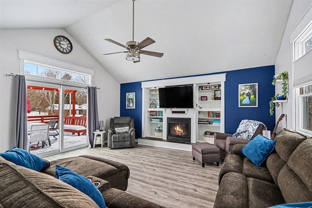 10881 Hoffman Road, Three Rivers, MI 49093