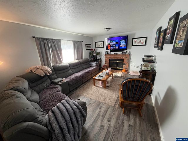 5187 Jones Rd SE, Salem, OR 97306