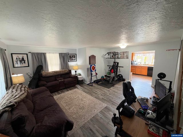 5187 Jones Rd SE, Salem, OR 97306