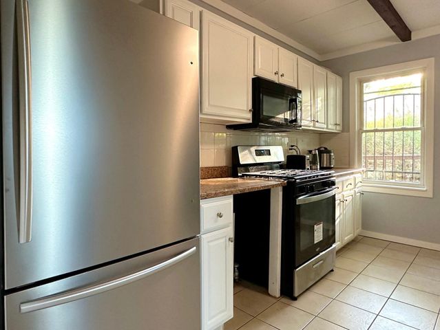 9 Kenilworth St 2, Malden, MA 02148