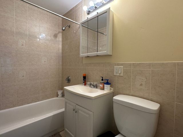 9 Kenilworth St 2, Malden, MA 02148