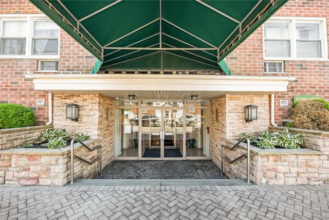 600 Shore Road 6K, Long Beach, NY 11561