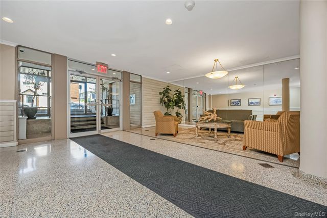 600 Shore Road 6K, Long Beach, NY 11561