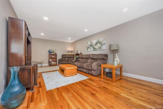 600 Shore Road 6K, Long Beach, NY 11561