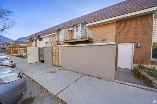 1489 W ARTHUR DR, Provo, UT 84601