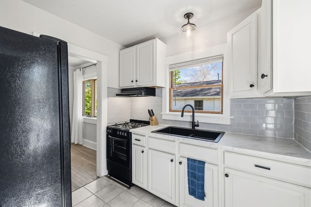 3110 56th Street, Des Moines, IA 50310