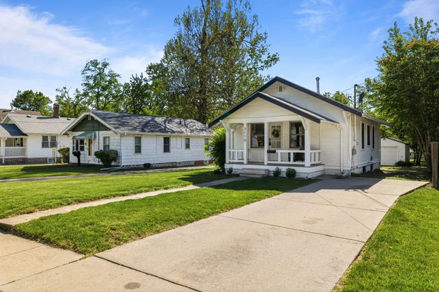 3110 56th Street, Des Moines, IA 50310