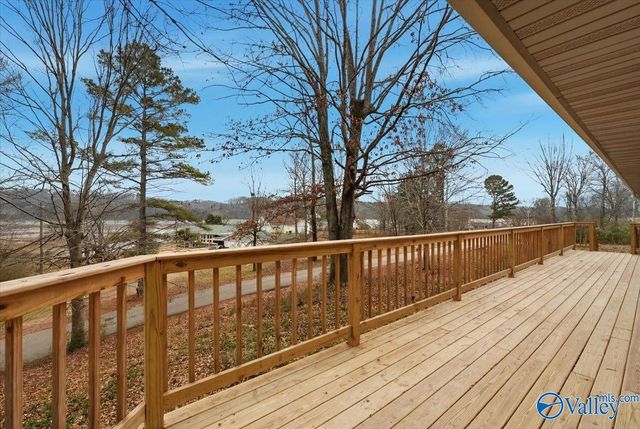 9771 Sgt Holden Lane, Athens, AL 35614