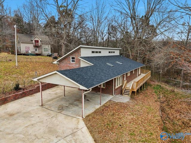 9771 Sgt Holden Lane, Athens, AL 35614