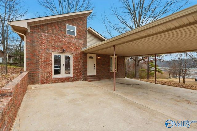 9771 Sgt Holden Lane, Athens, AL 35614