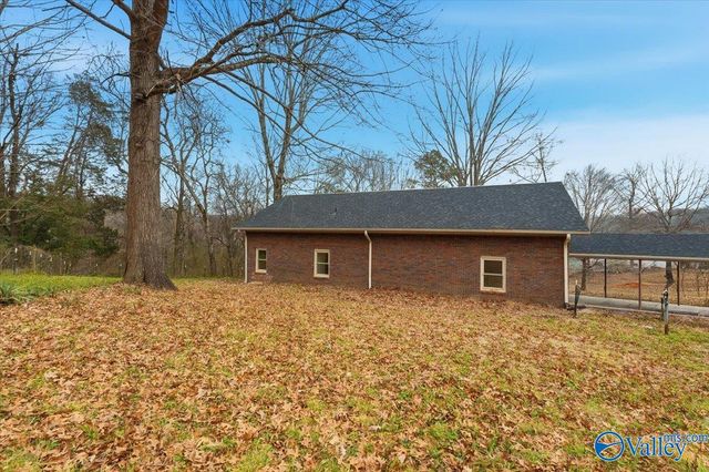 9771 Sgt Holden Lane, Athens, AL 35614