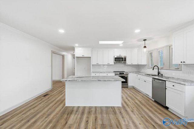 9771 Sgt Holden Lane, Athens, AL 35614