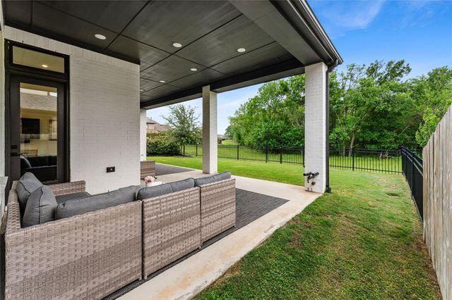 4715 Southpoint Way, Fulshear, TX 77441