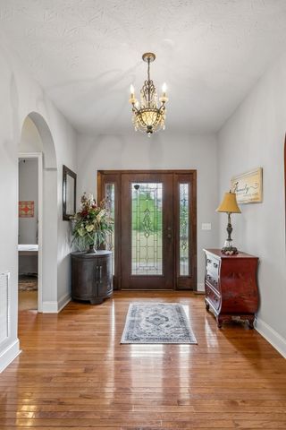 1709 Holland Rd, Lafayette, TN 37083
