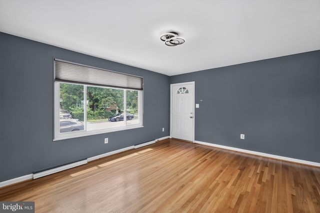 6613 MAROTT DR, Baltimore, MD 21207