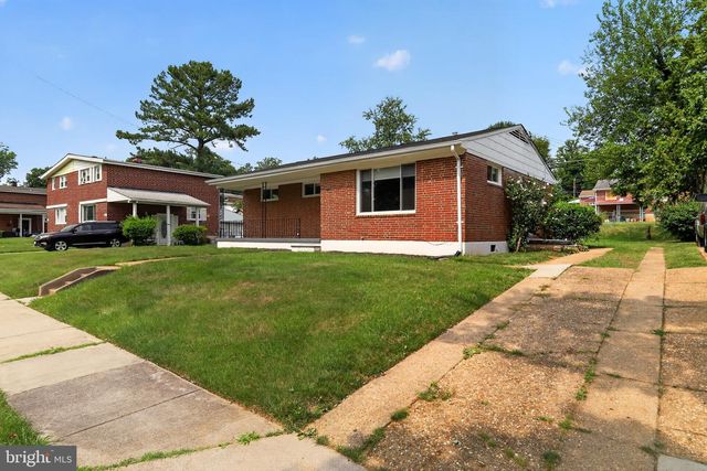 6613 MAROTT DR, Baltimore, MD 21207