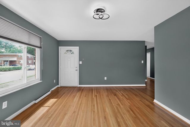 6613 MAROTT DR, Baltimore, MD 21207