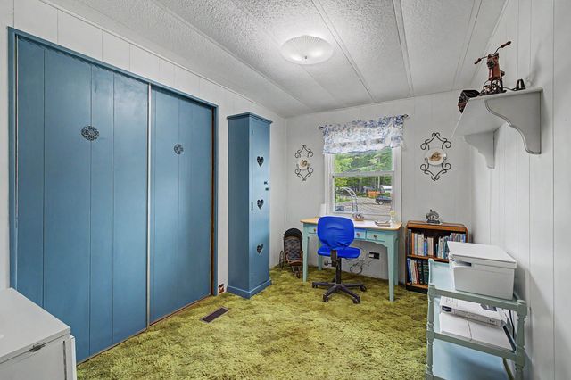 143 Robin Hood Drive, Exeter, NH 03833