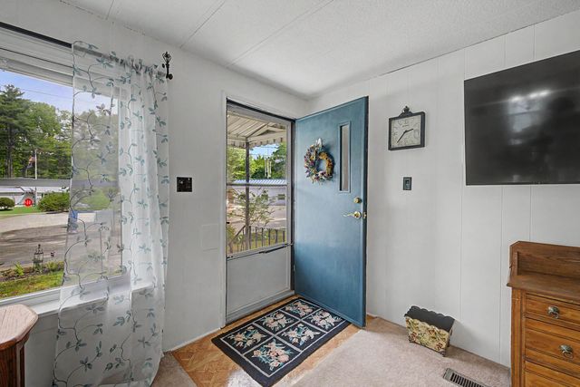 143 Robin Hood Drive, Exeter, NH 03833