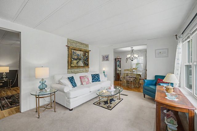 143 Robin Hood Drive, Exeter, NH 03833