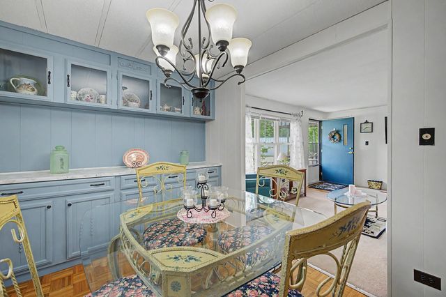 143 Robin Hood Drive, Exeter, NH 03833