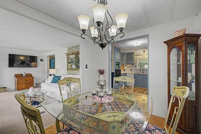 143 Robin Hood Drive, Exeter, NH 03833