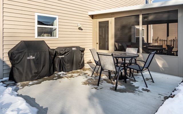 8815 N Fawn Meadow Drive, Mccordsville, IN 46055