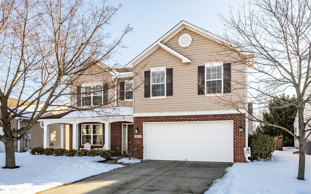 8815 N Fawn Meadow Drive, Mccordsville, IN 46055