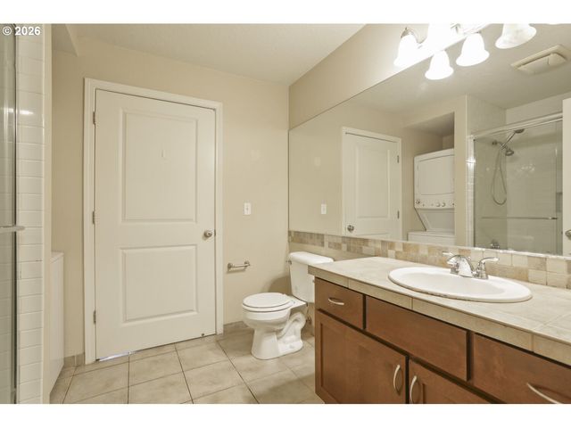 15062 Nw CENTRAL Dr 1209, Portland, OR 97229