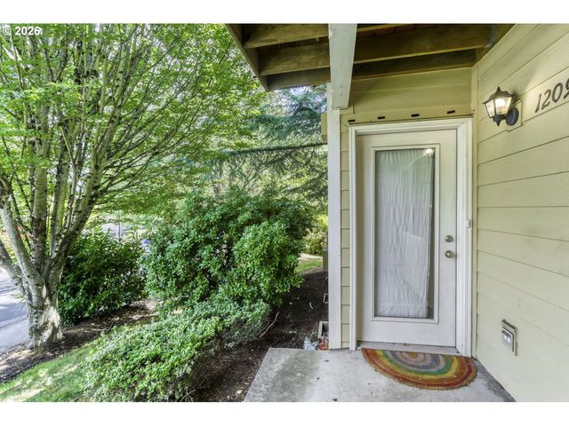 15062 Nw CENTRAL Dr 1209, Portland, OR 97229