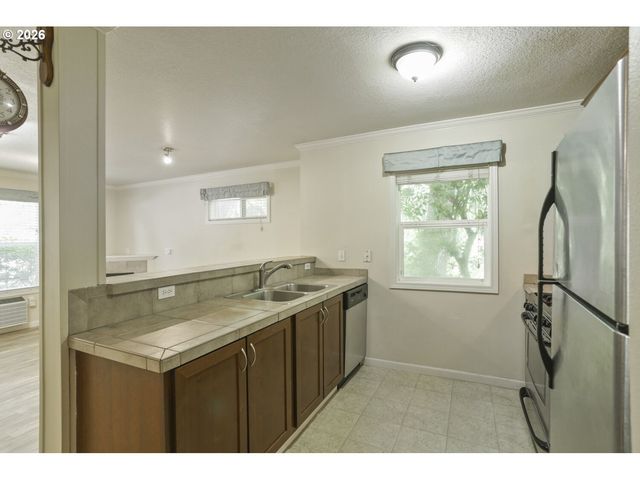 15062 Nw CENTRAL Dr 1209, Portland, OR 97229