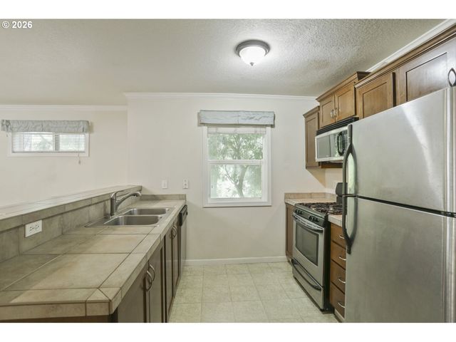 15062 Nw CENTRAL Dr 1209, Portland, OR 97229