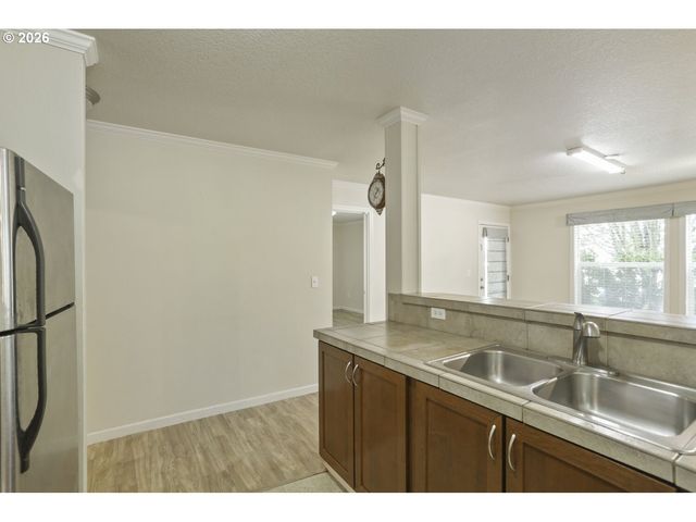 15062 Nw CENTRAL Dr 1209, Portland, OR 97229