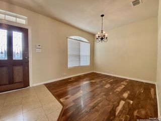 8711 Finlandia Gap, San Antonio, TX 78251